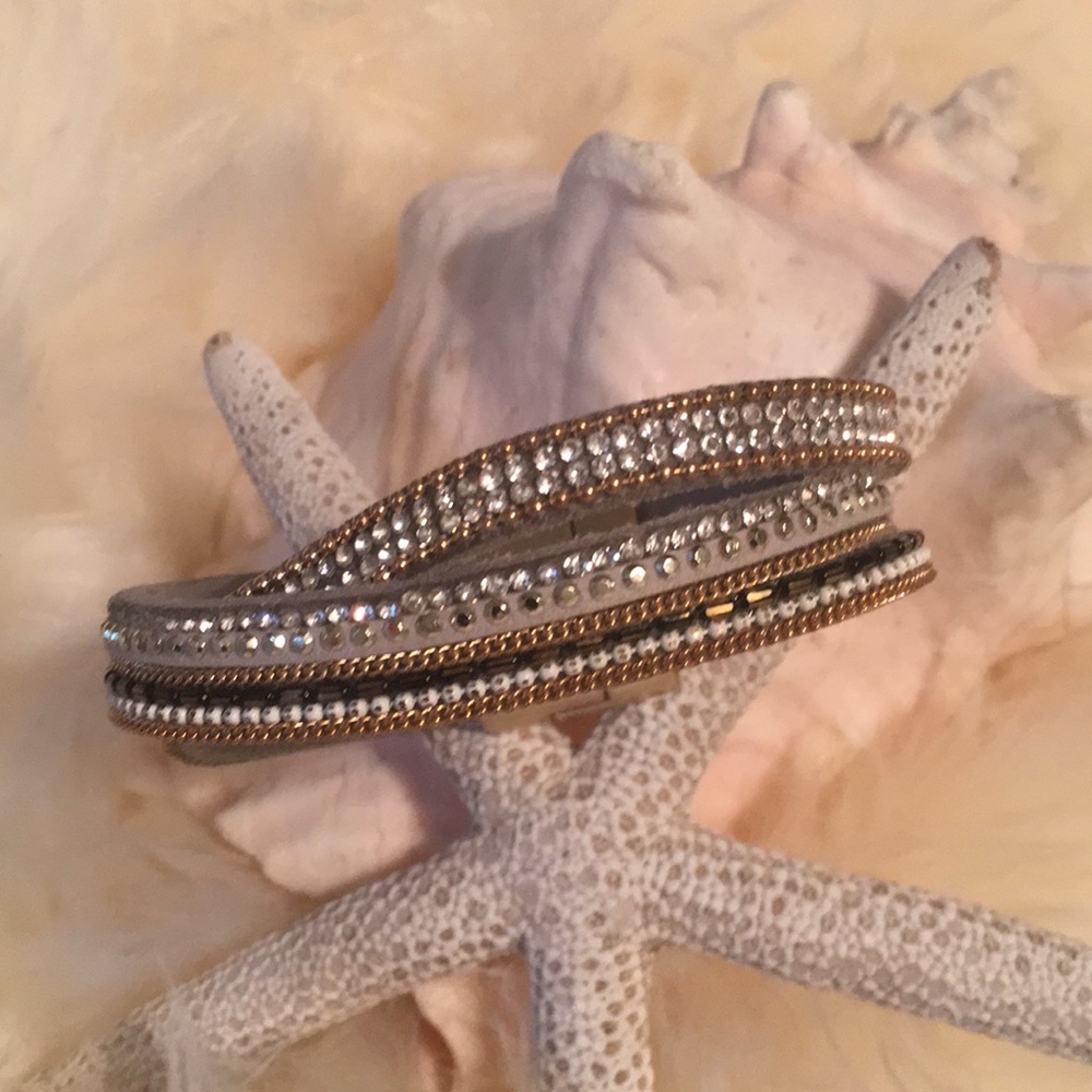 Triple band, triple bling magnetic bracelet